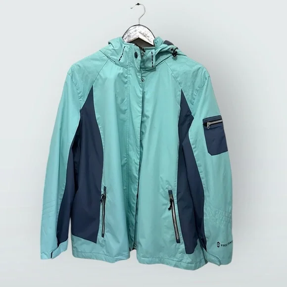 090 Free Country | EUC Women’s Hooded Water-Resistant Jacket (size 2XL) - Picture 2 of 16